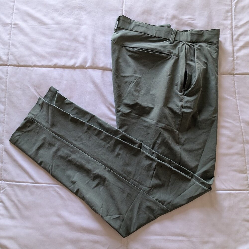 Fabletics "The Only" 4-way Stretch Pant, Sage Green, 34 X 32